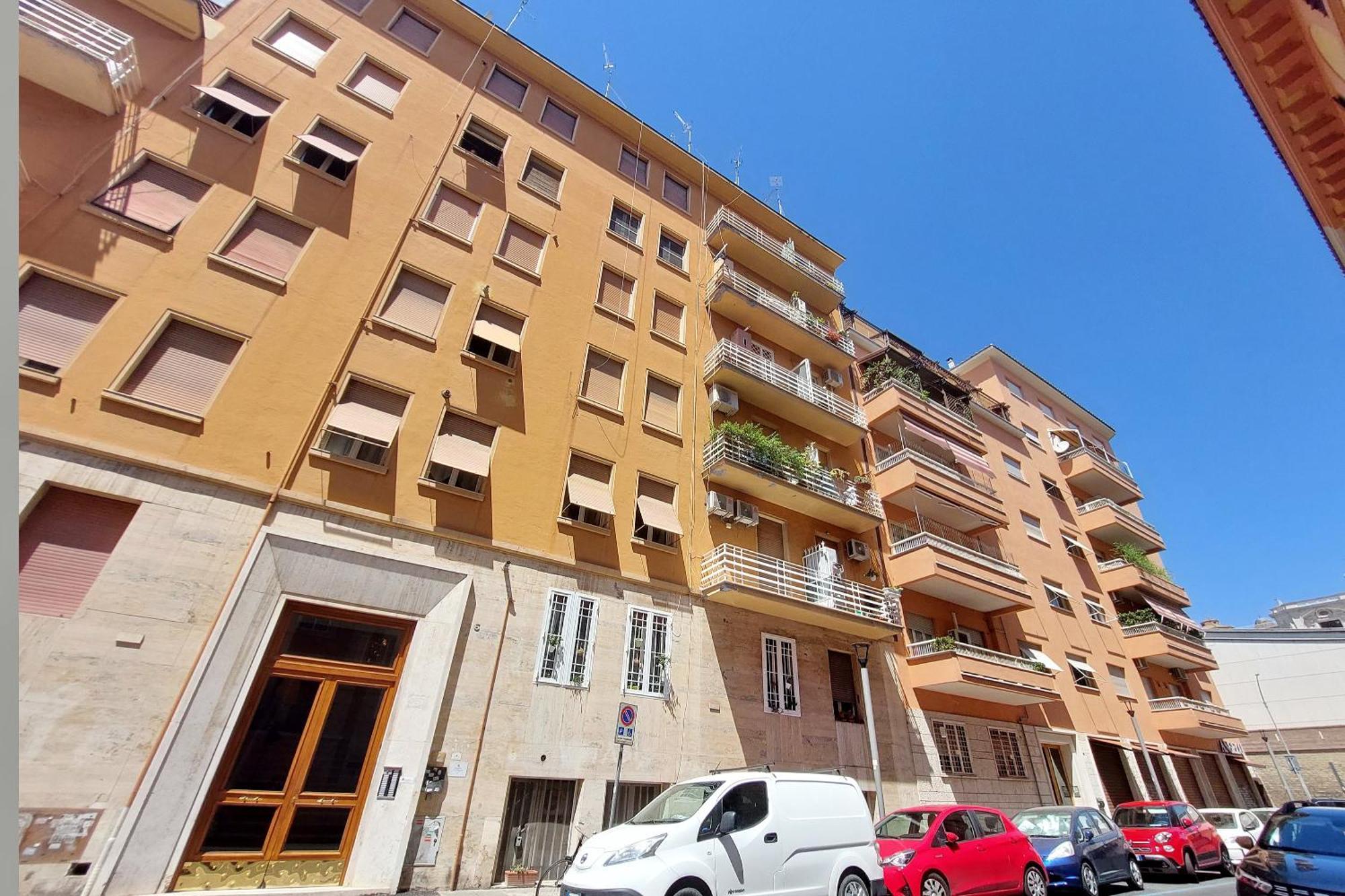 4bnb - Cavalleggeri Apartment Rom